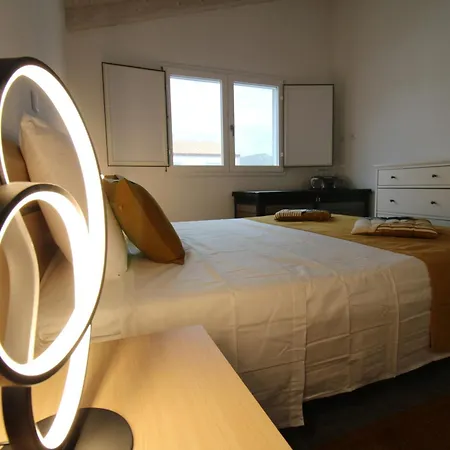 Arena's Apartment La Caletta